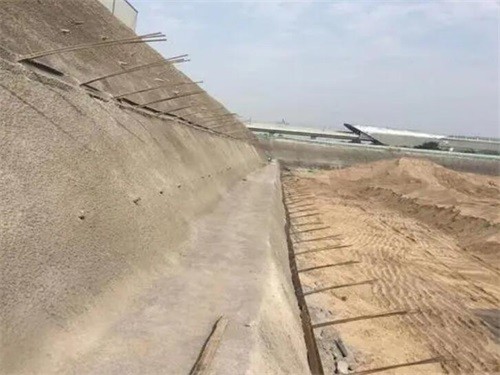 康平河道边坡加固